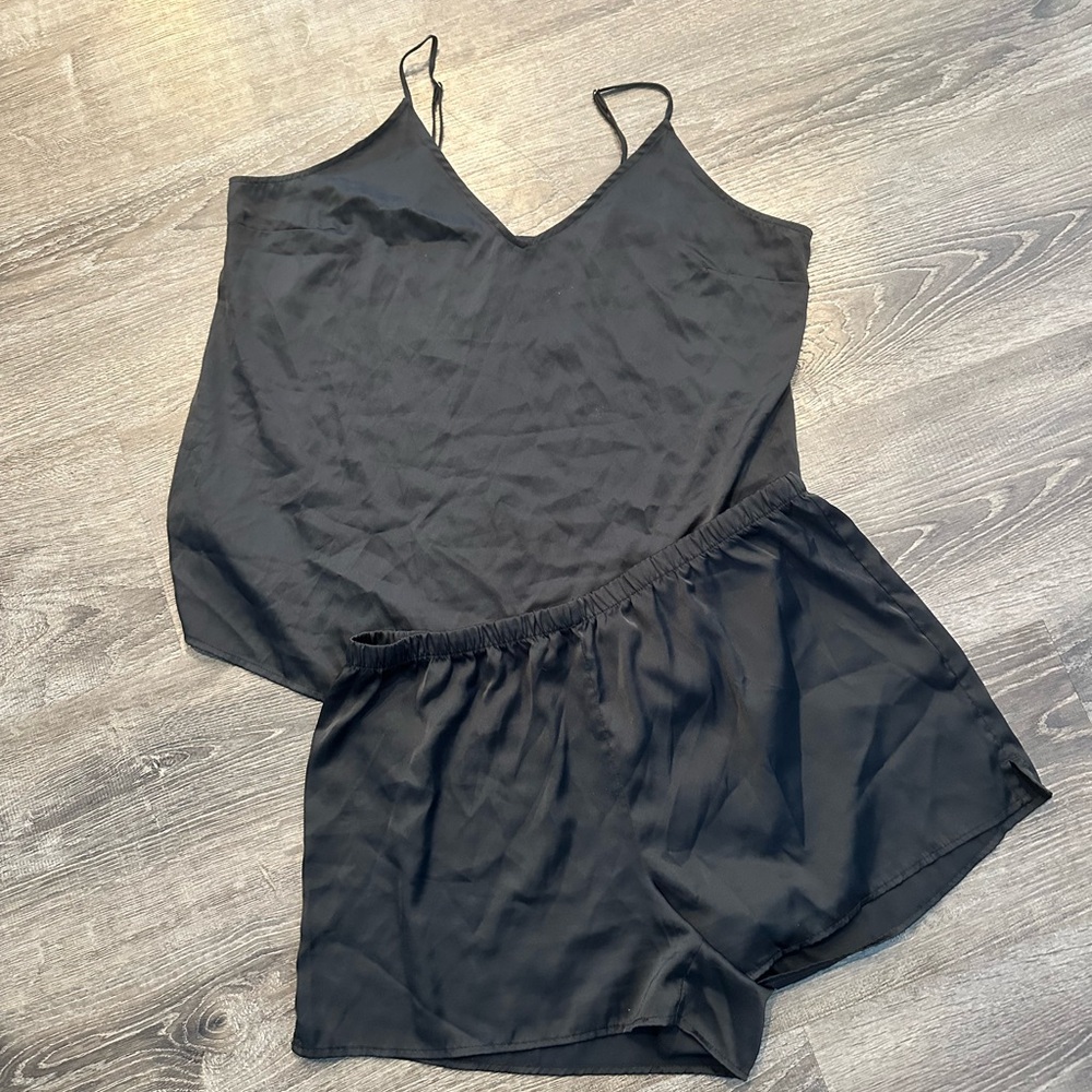 Elegant silk Black Women's Sleepwear Set